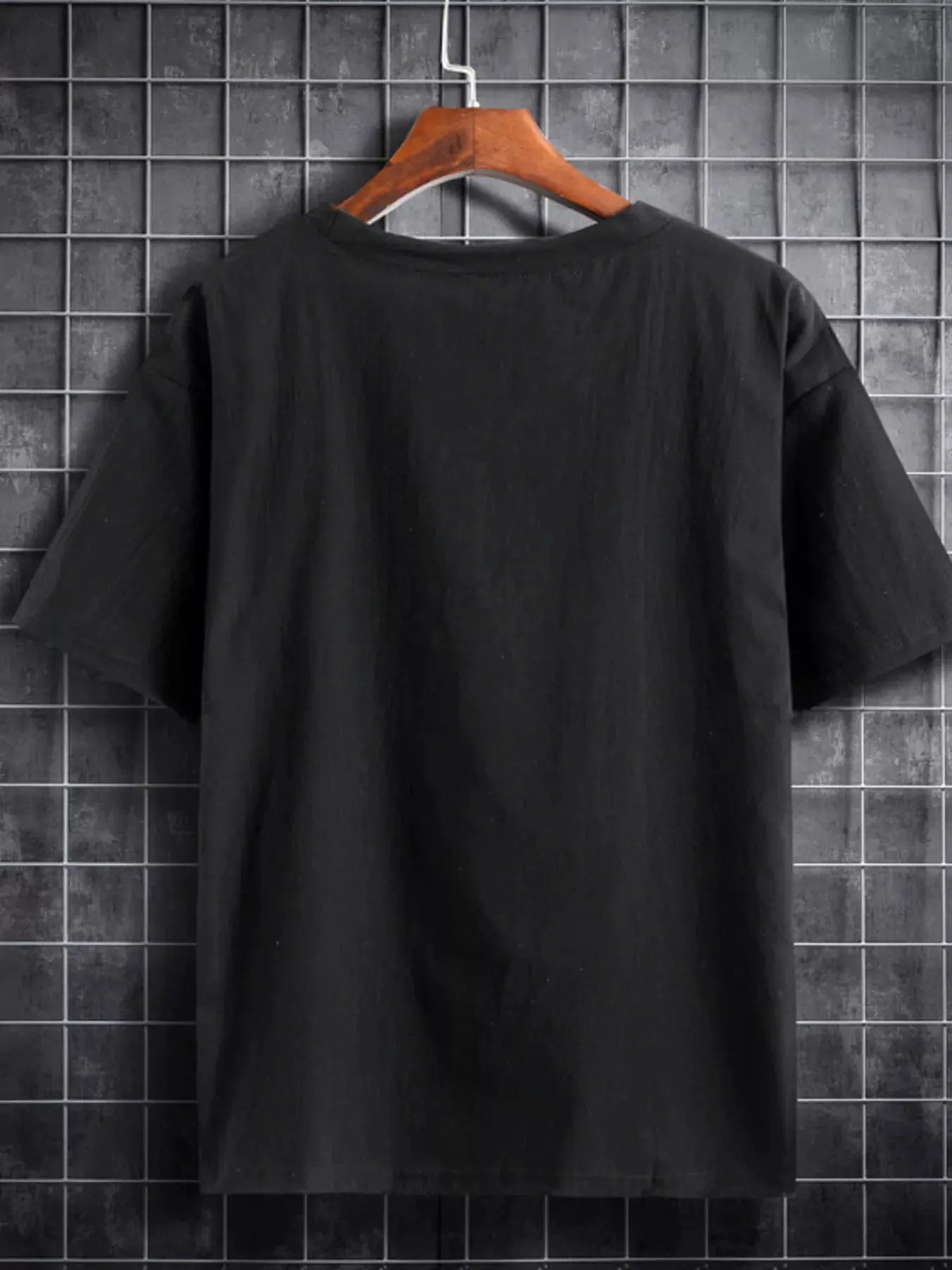 Men's Plus Size Solid Color Short Sleeve T-Shirt by Trendsi