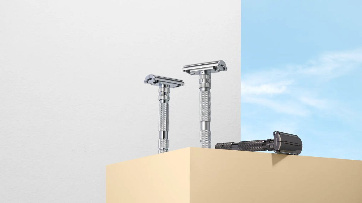 Rockwell T2 Adjustable Safety Razor - White Chrome (Twist-to-Open) by Rockwell