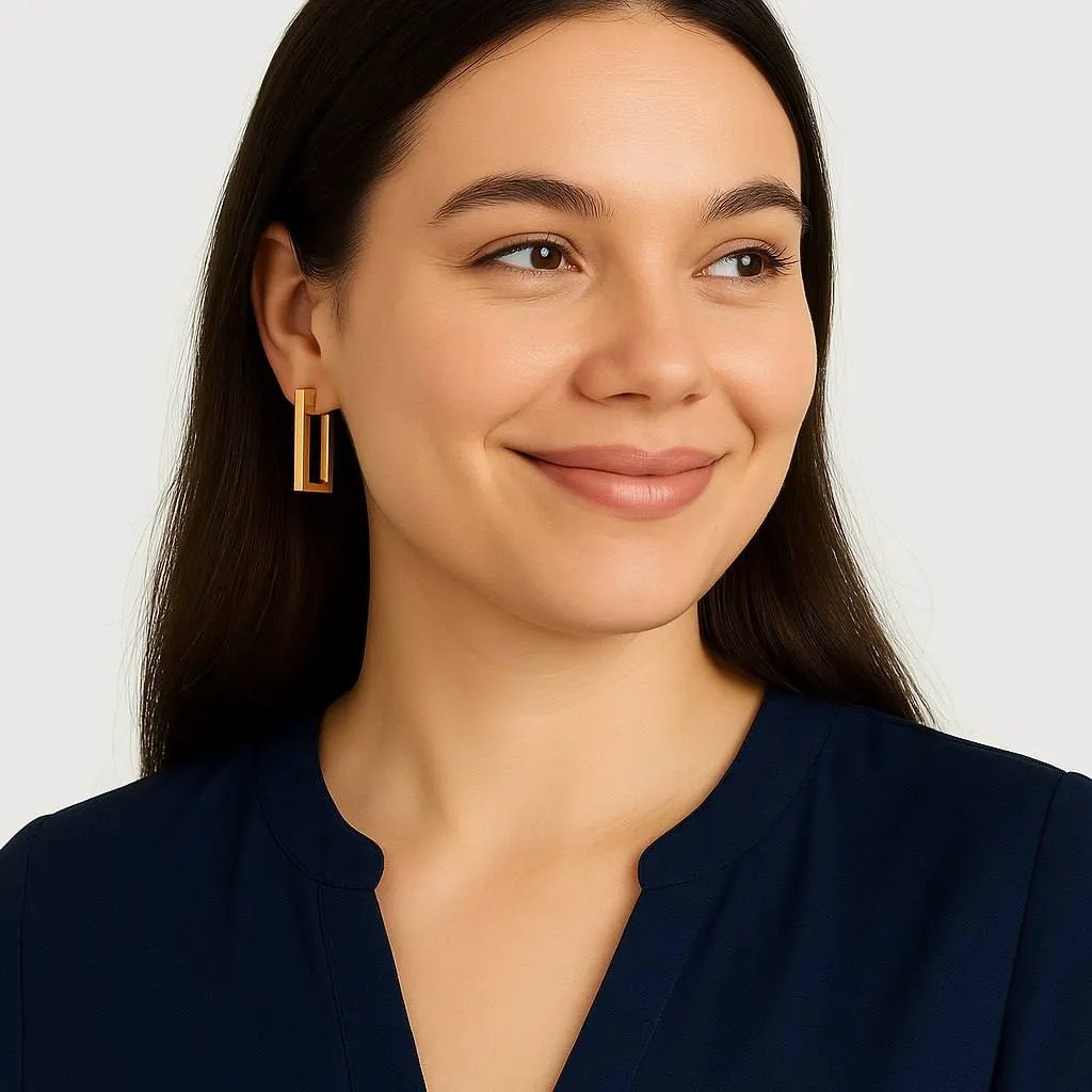 Earrings Mia - Gold Plated Geometric Modern Earrings by La Moda Me