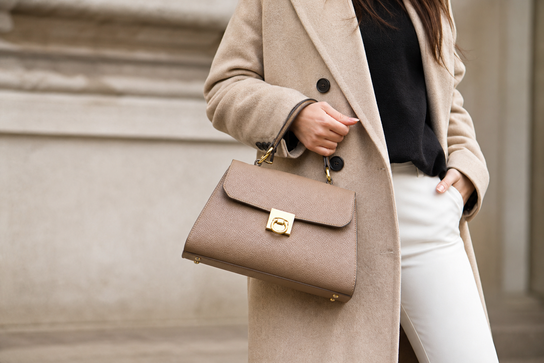 Statement Handbags That Transform Your Wardrobe