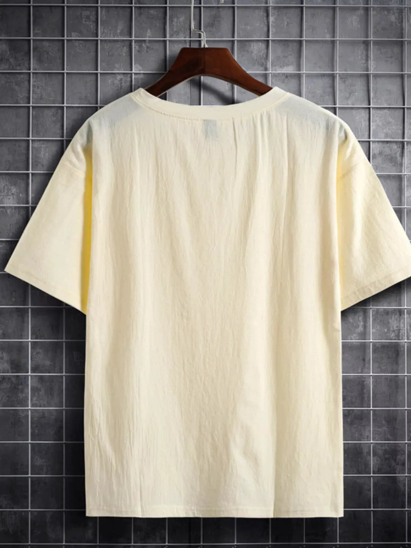 Men's Plus Size Solid Color Short Sleeve T-Shirt by Trendsi