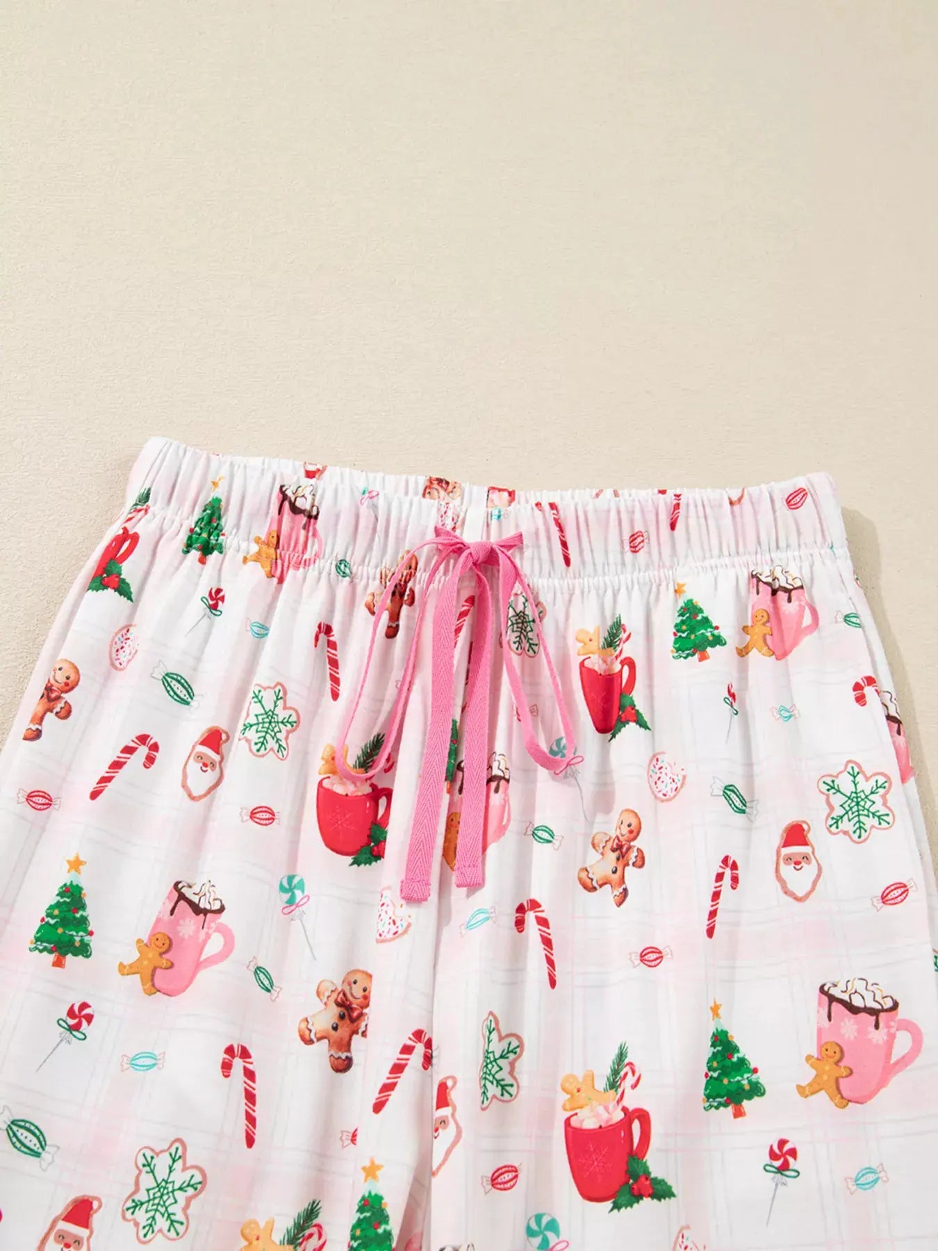 Christmas Spirit Cute Holiday Print Short Sleeve Shirt and Pants 2pcs Pajama Set by Partner Label