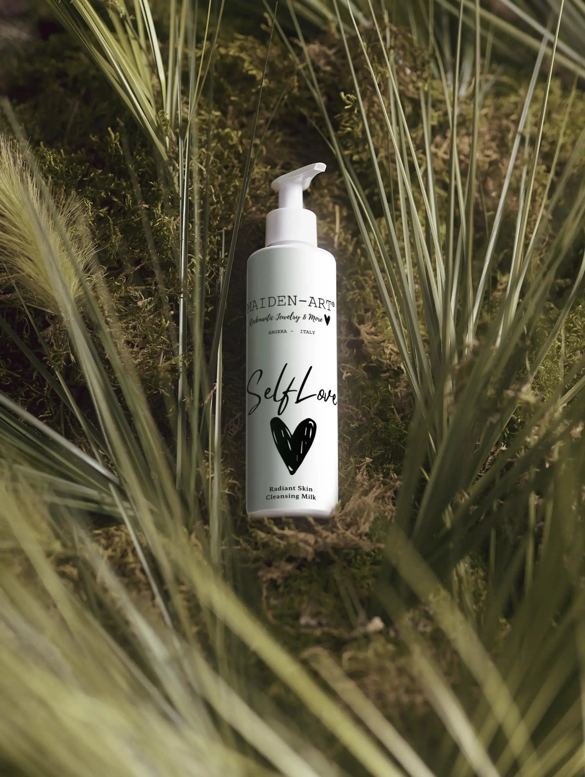 Radiant Skin - Cleansing Milk by Selfnamed