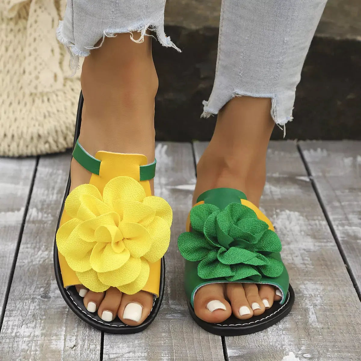 Flower Open Toe Flats Sandals by Partner Label