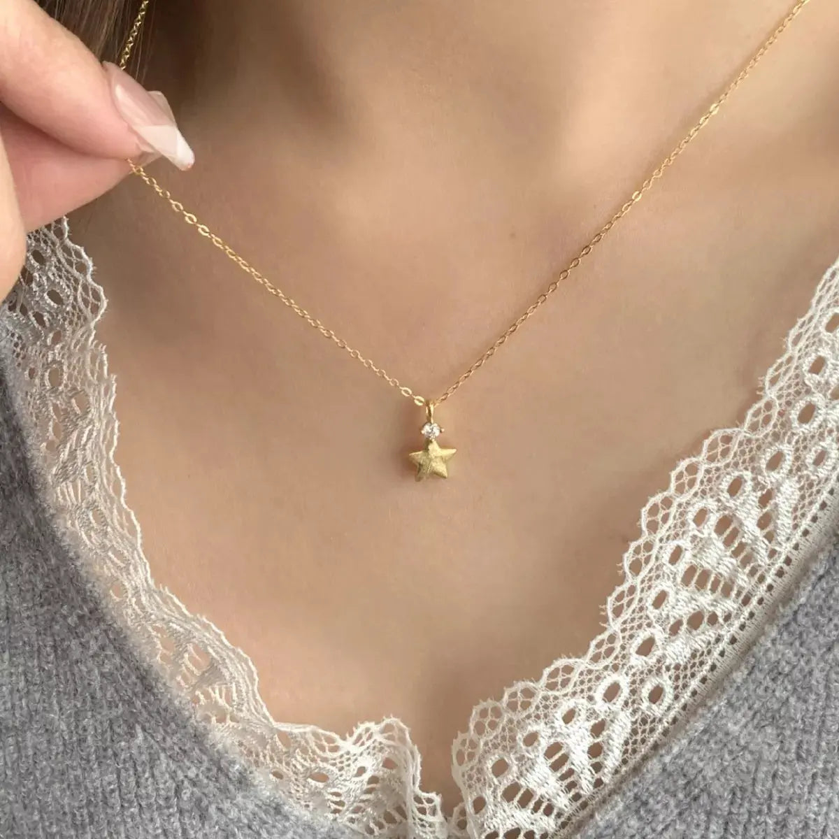 925 Sterling Silver Star Pendant Necklace by Partner Labels