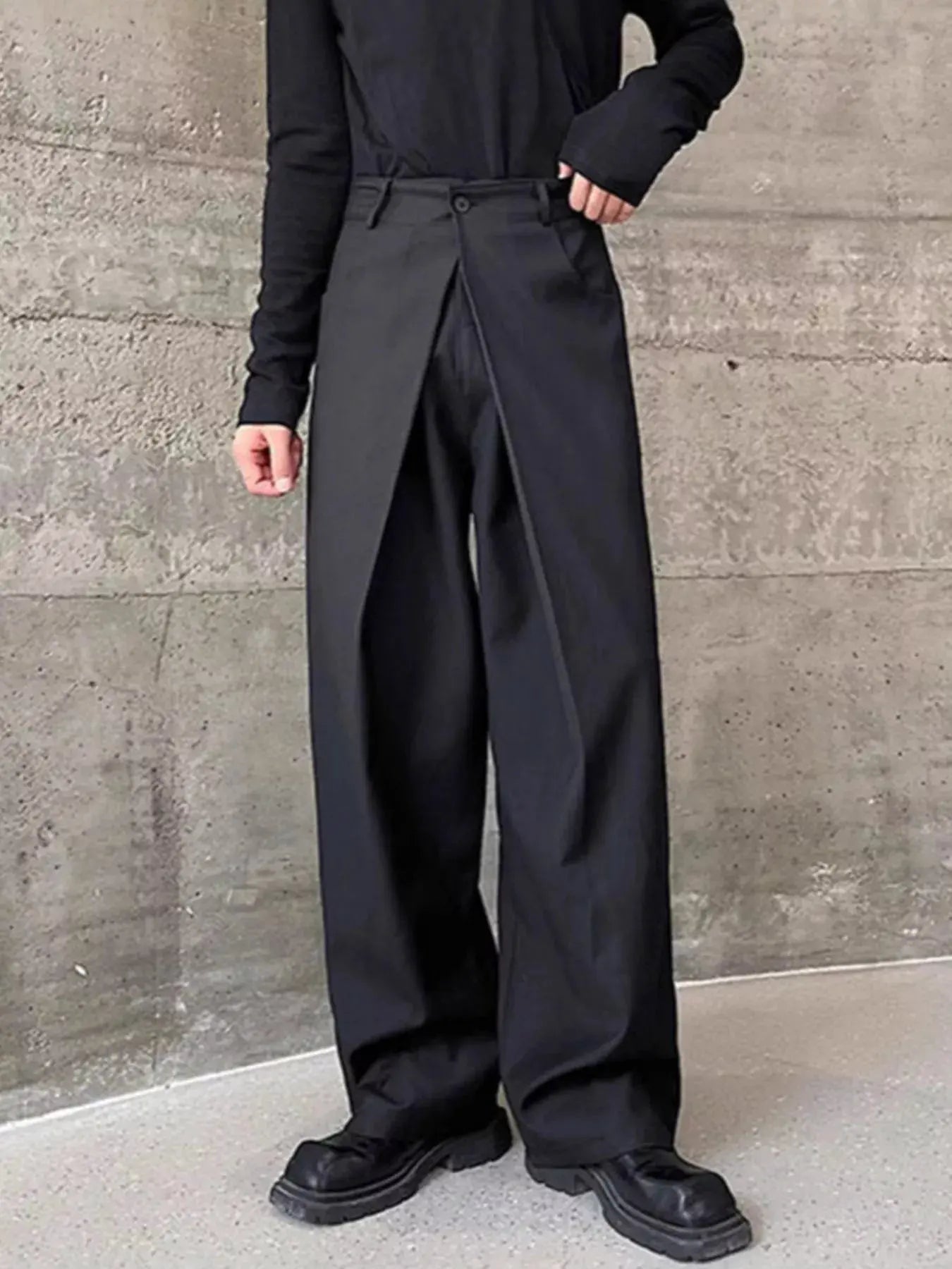 Men's Pleated Detail Wide-Leg Pants by Trendsi