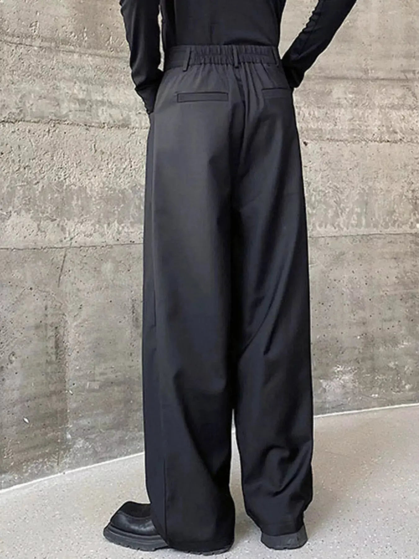 Men's Pleated Detail Wide-Leg Pants by Trendsi