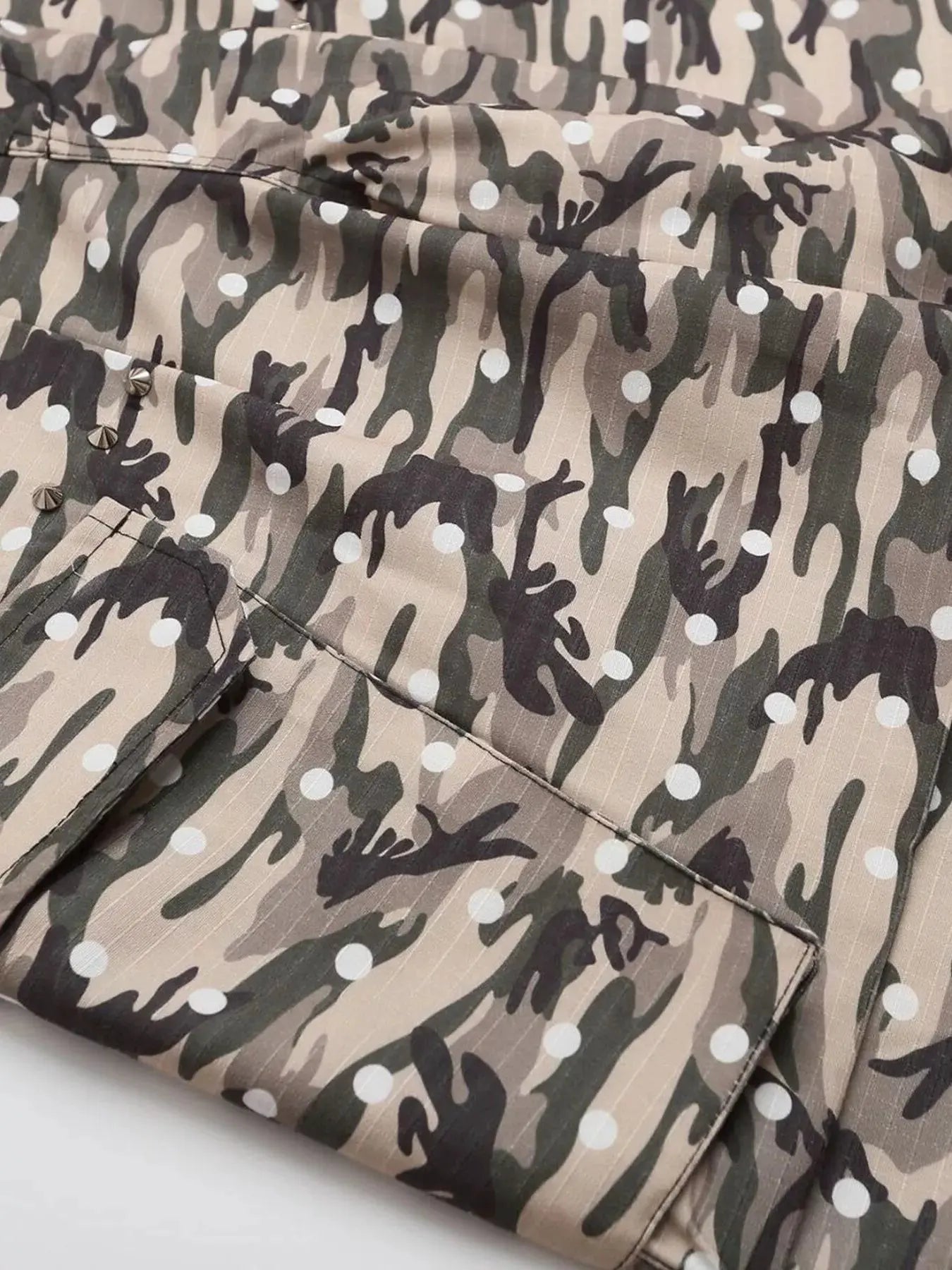 Men's Camouflage Cargo Capris by Trendsi