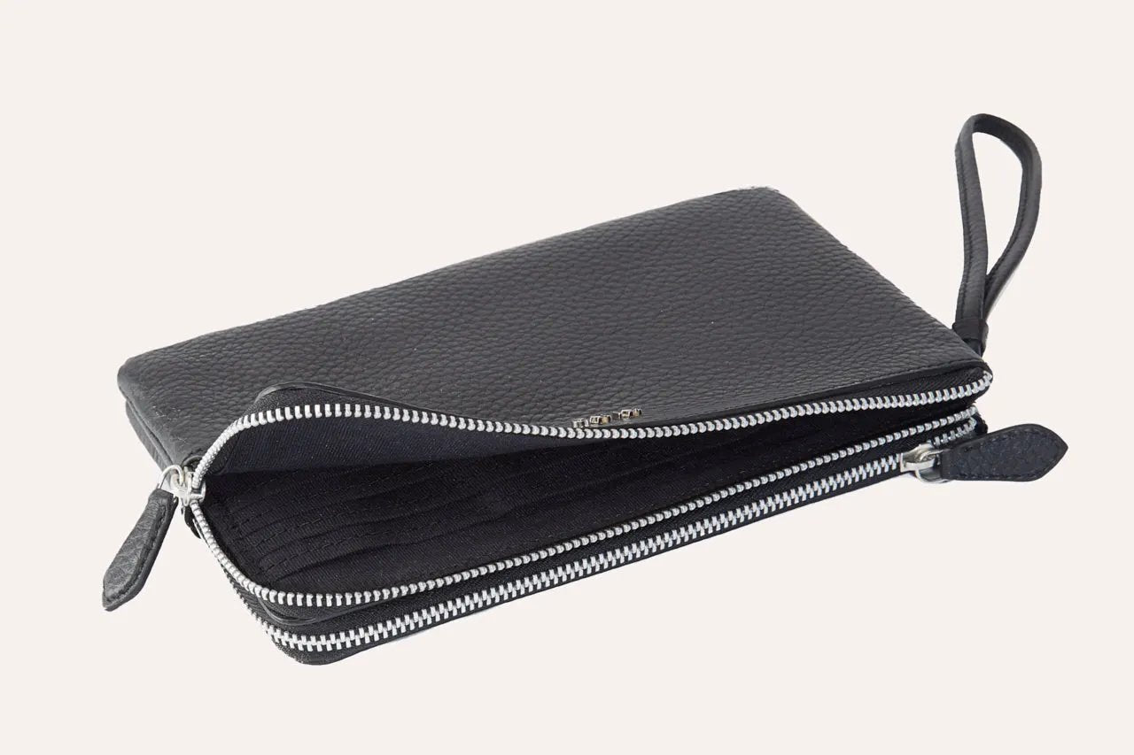 Large Wristlet by Kiko