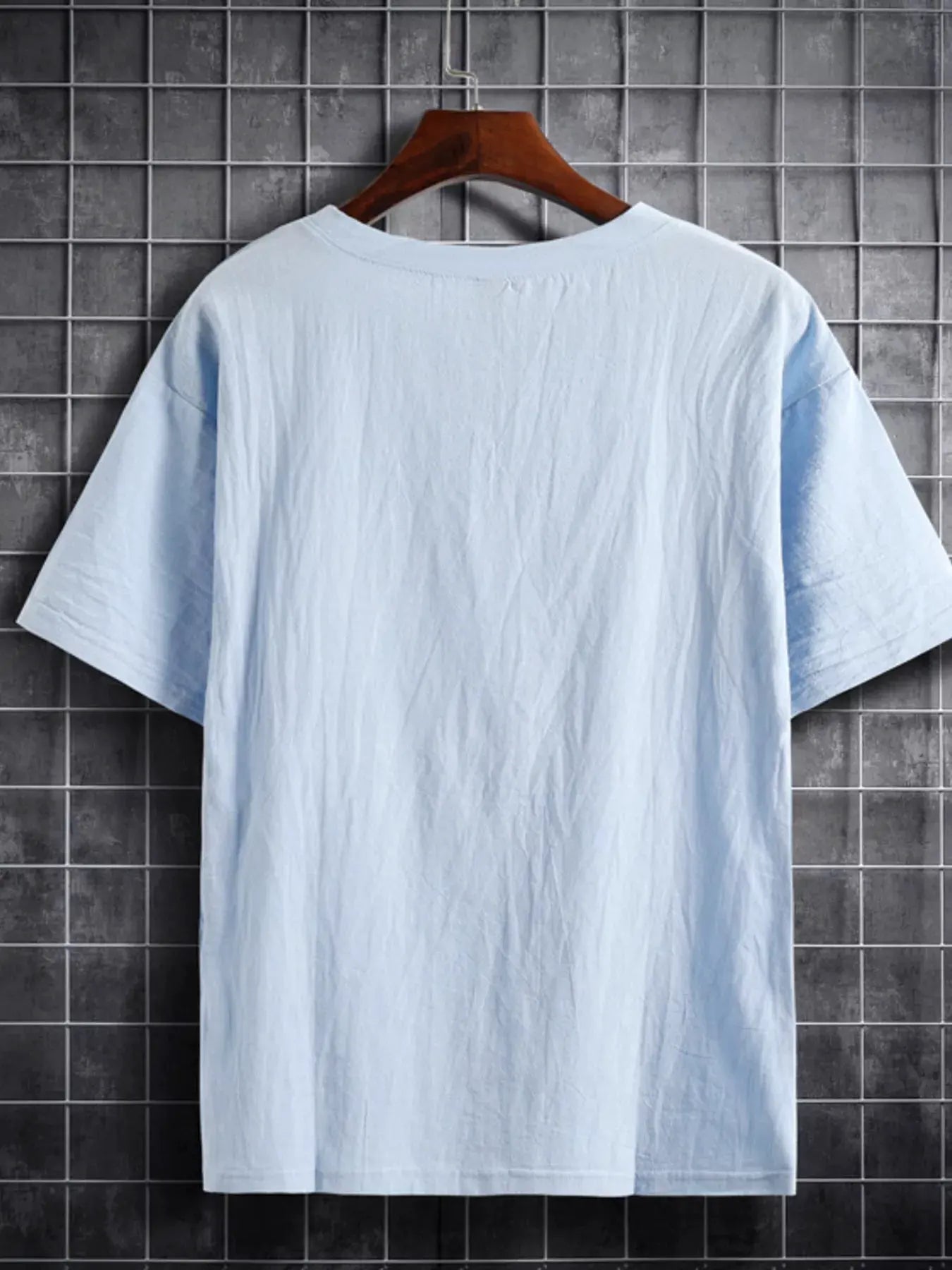 Men's Plus Size Solid Color Short Sleeve T-Shirt by Trendsi