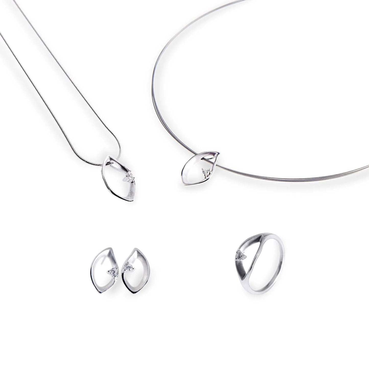 Gala Design Collier Blue Oyster J0197 by Jwls4u