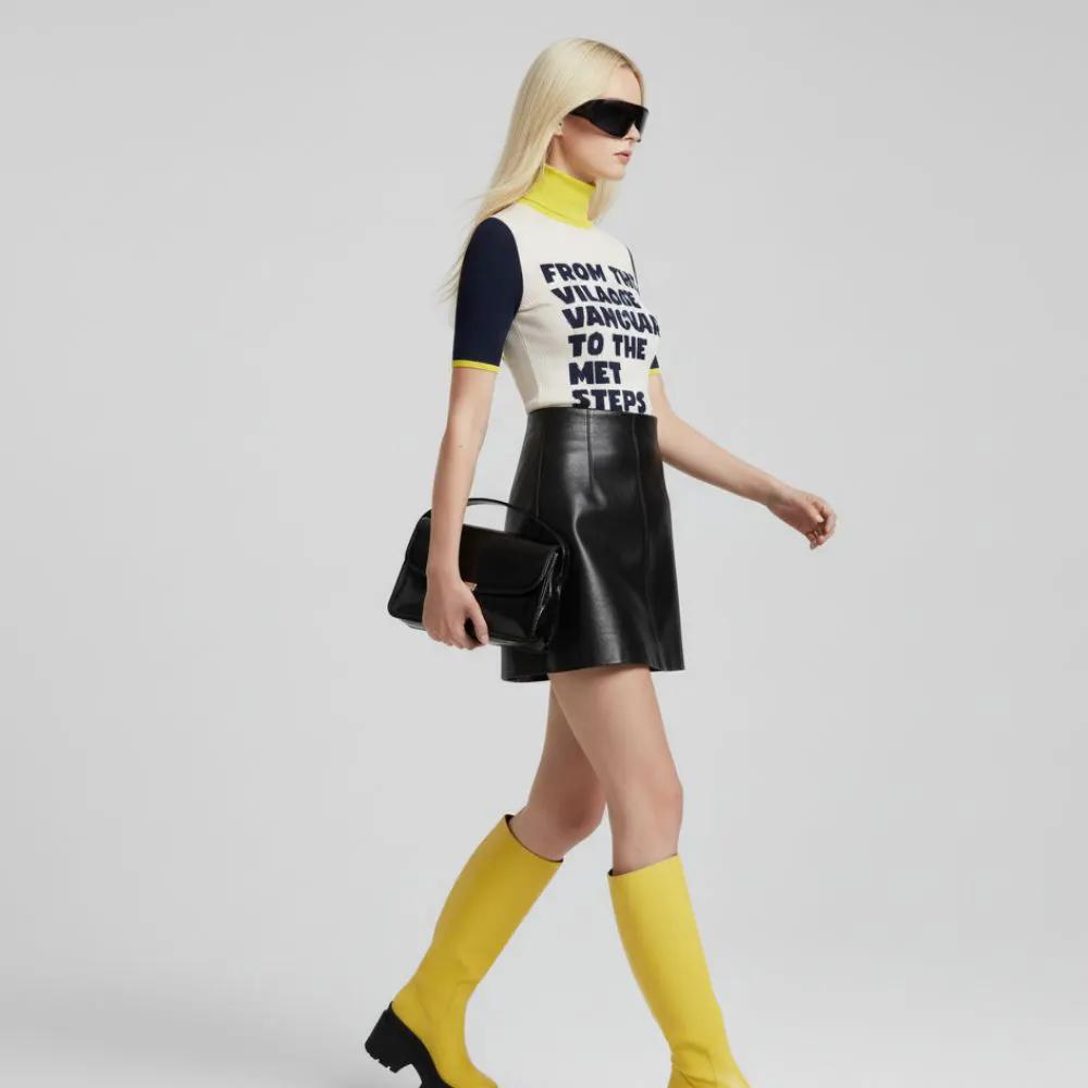 CHRONICLES Fitted Top BYMANYC ® New York by BYMANYC ® New York