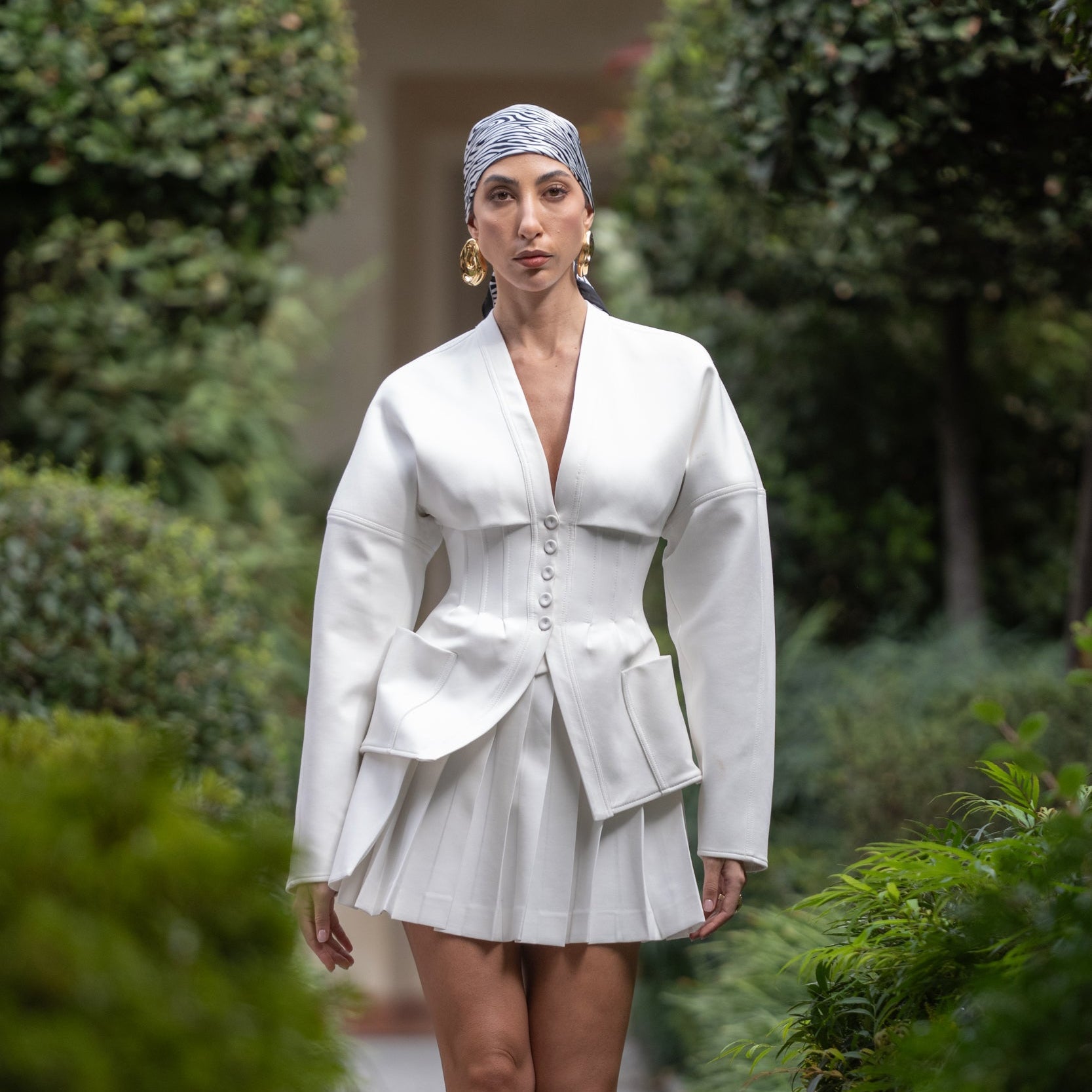 Clarice Maxi Abstract Oval Earrings-4