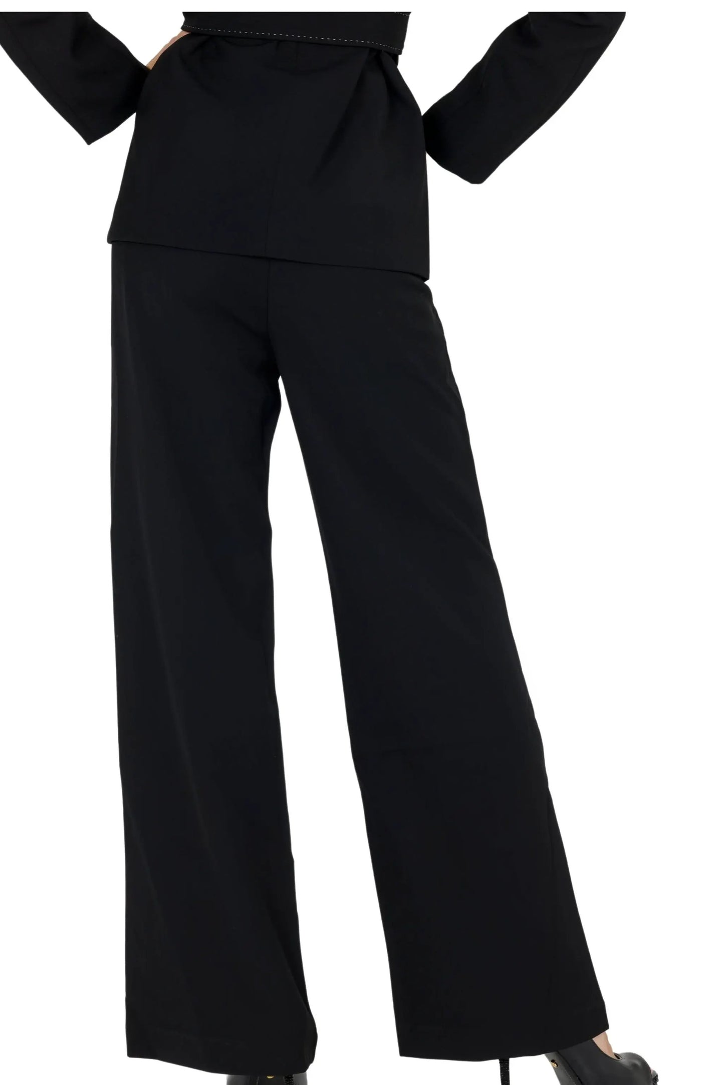 Yena Wide Leg Pant by Akalia