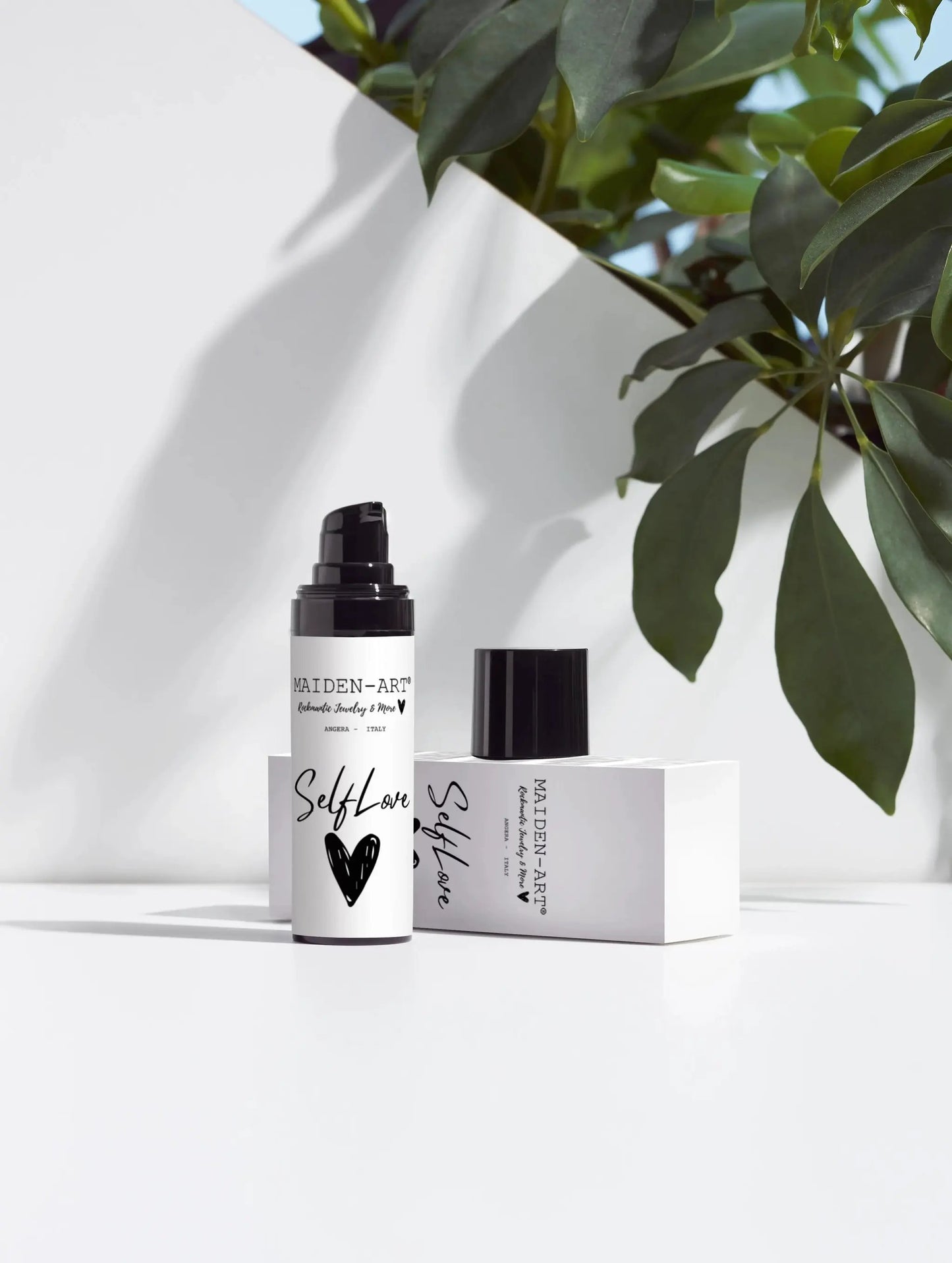 Radiant Glow - Luminous Foundation N.07 by Selfnamed