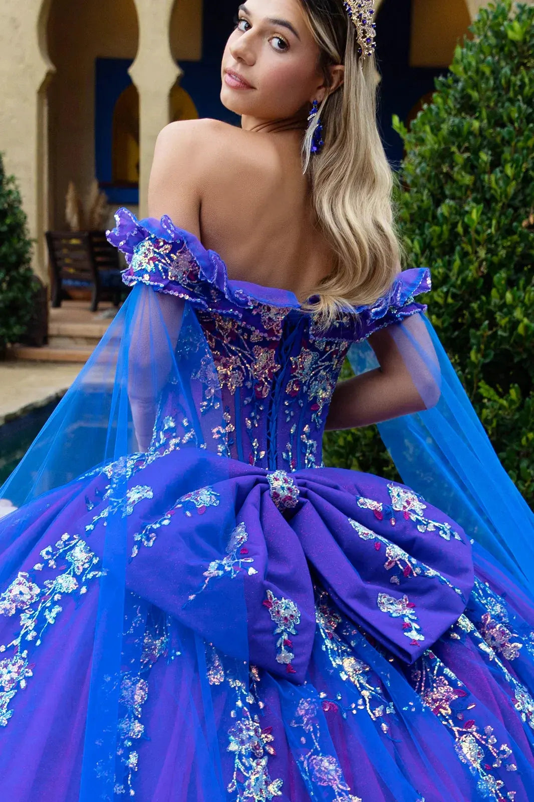 A Sweetheart Neckline And Corseted Bodice, Add In Off-Shoulder Straps by Tux-USA