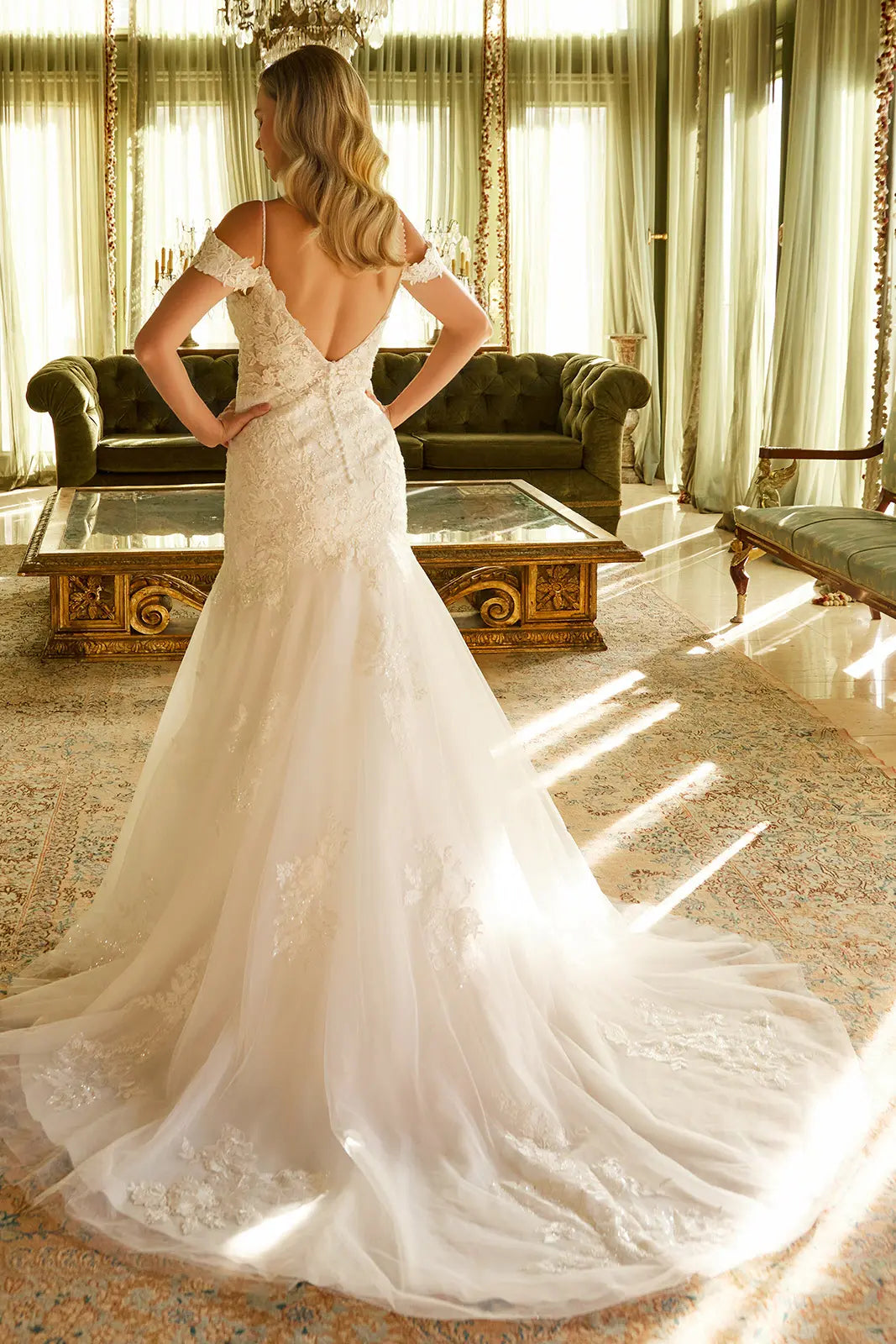 Feel Gorgeous in this Mermaid Silhouette Wedding Dress by Tux-USA