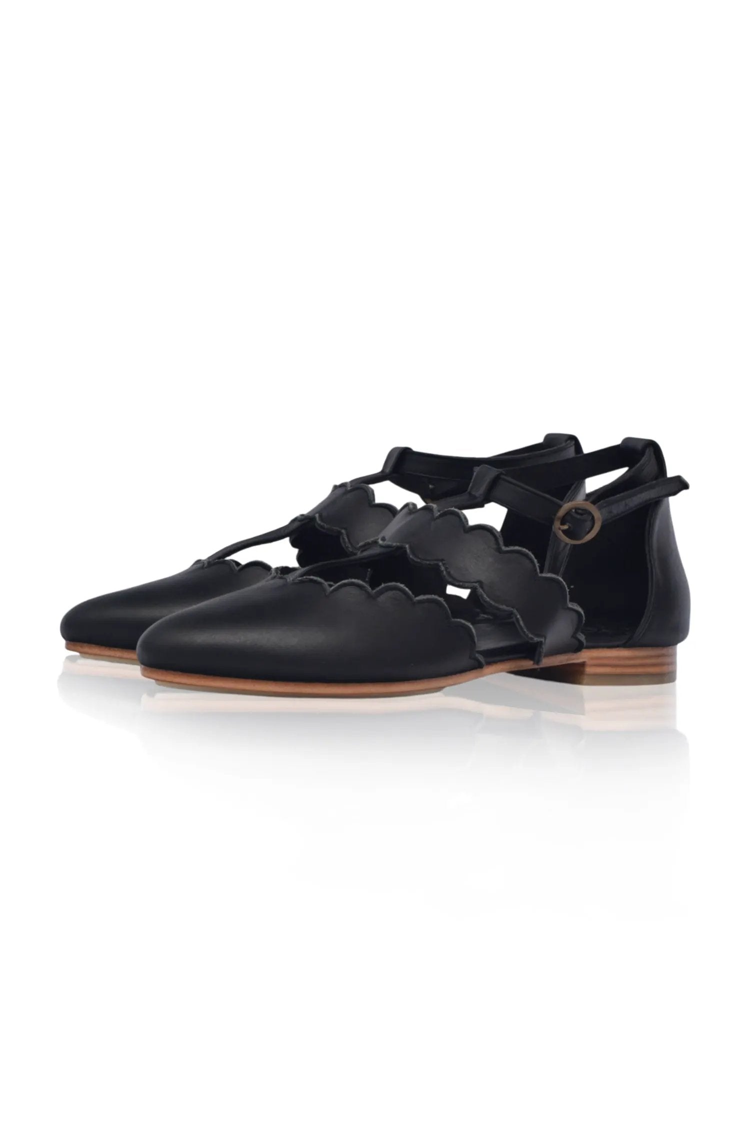 Gardenia Scalloped Pointed Toe Flats by ELF