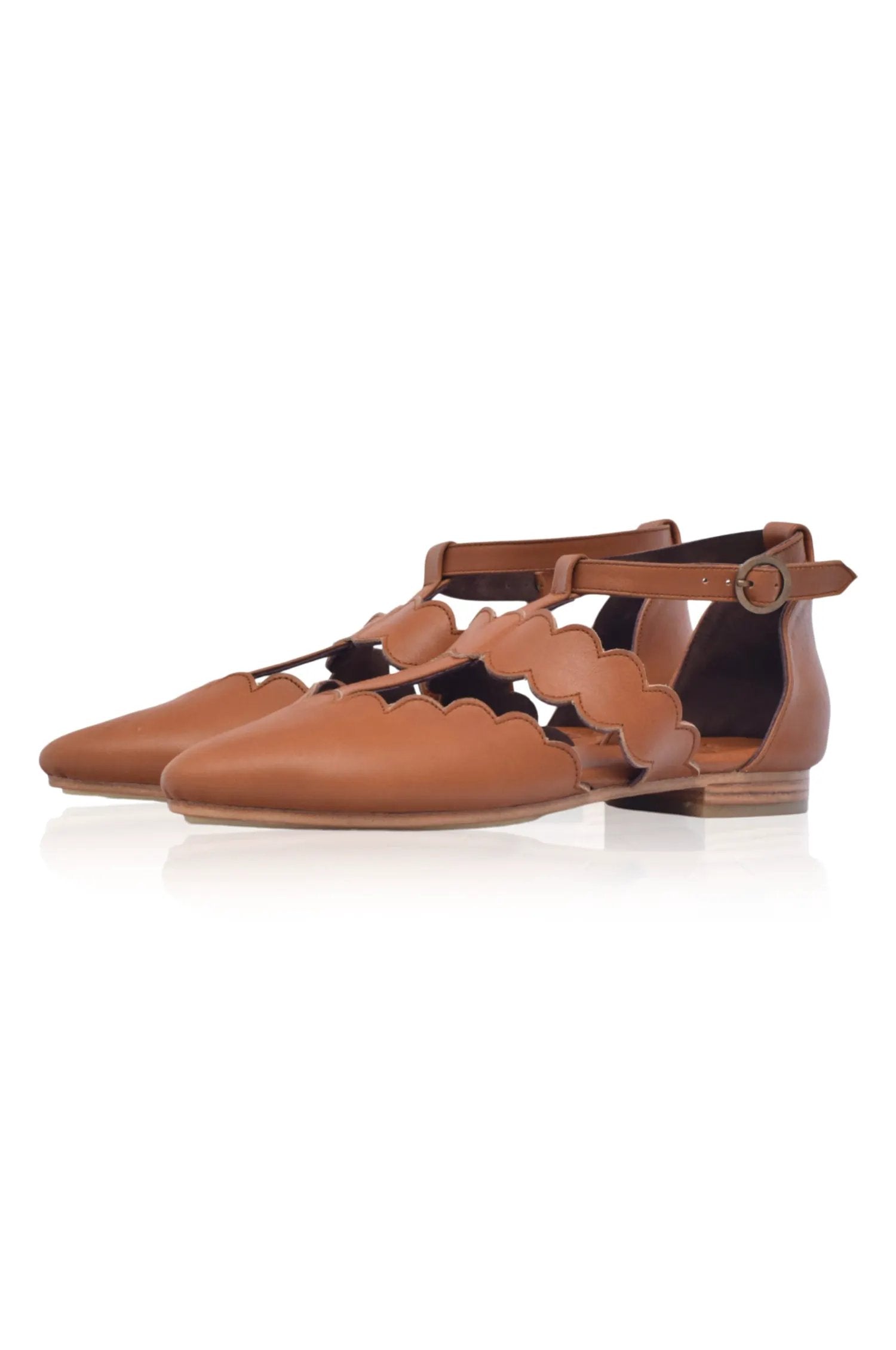 Gardenia Scalloped Pointed Toe Flats by ELF