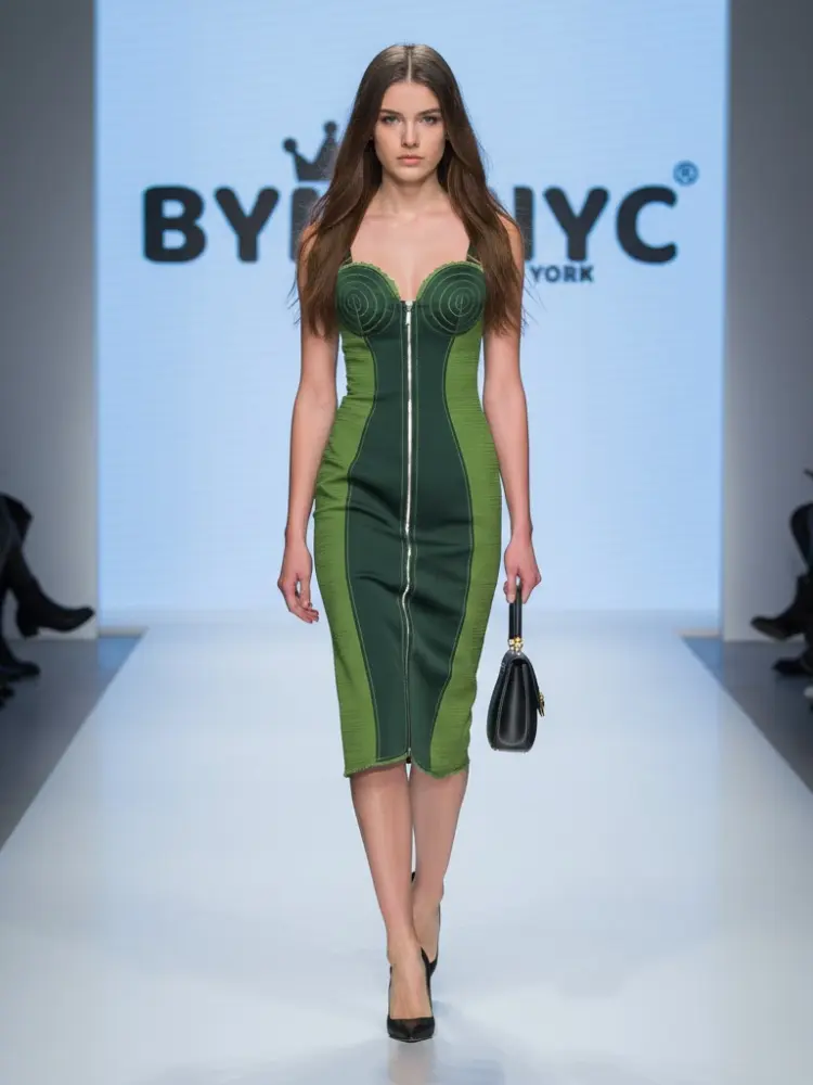 Green Midi Day Dress CENTRAL PARK: Prêt-à-Porter Line BYMANYC ® New York by BYMANYC ® New York