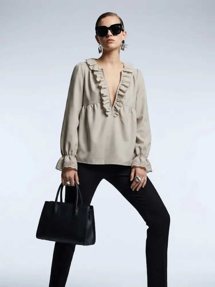 Women's Blouse V-Neck Ruffle BYMANYC ® New York GREENWICH RUFFLE BLOUSE - New Collection by BYMANYC ® New York