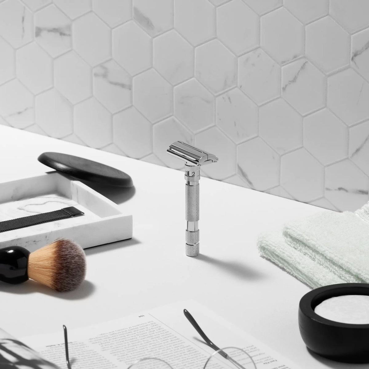 Rockwell T2 Adjustable Safety Razor - White Chrome (Twist-to-Open) by Rockwell