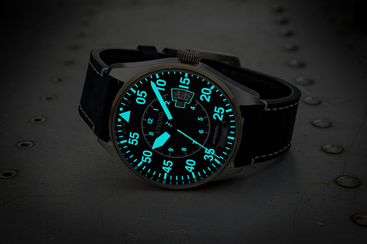 STROND DC‑4 Automatic in Flight Black | 316L Stainless Steel Watch