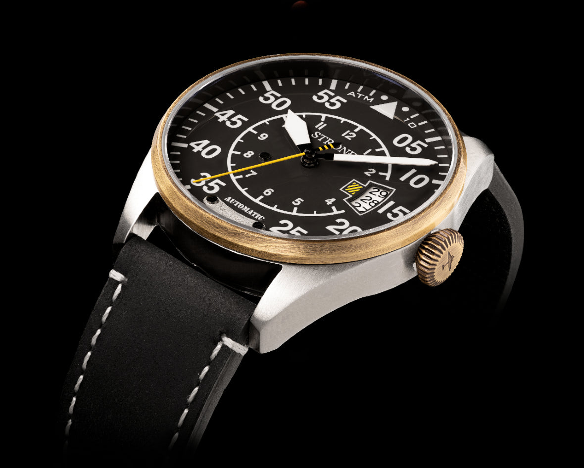 STROND DC‑4 Automatic in Flight Black | 316L Stainless Steel Watch