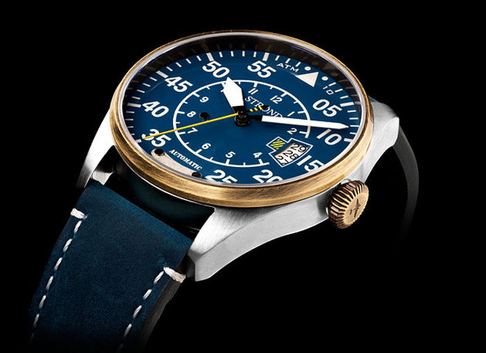STROND DC‑4 Automatic in Royal Blue | 316L Stainless Steel Watch