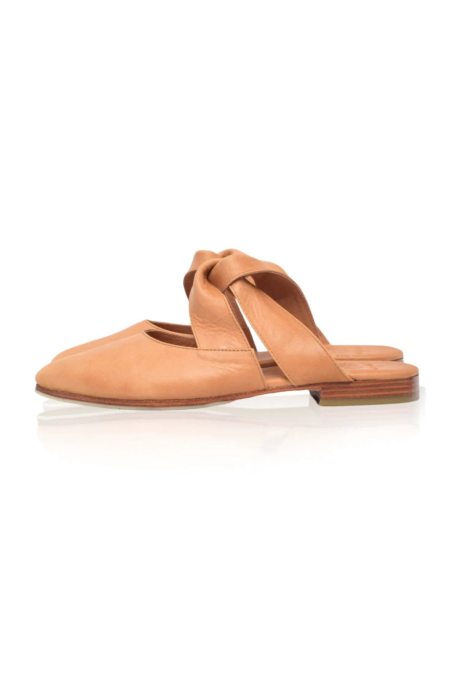 Taj Mahal Pointy Toe Leather Mules (Sz. 8.5) by ELF