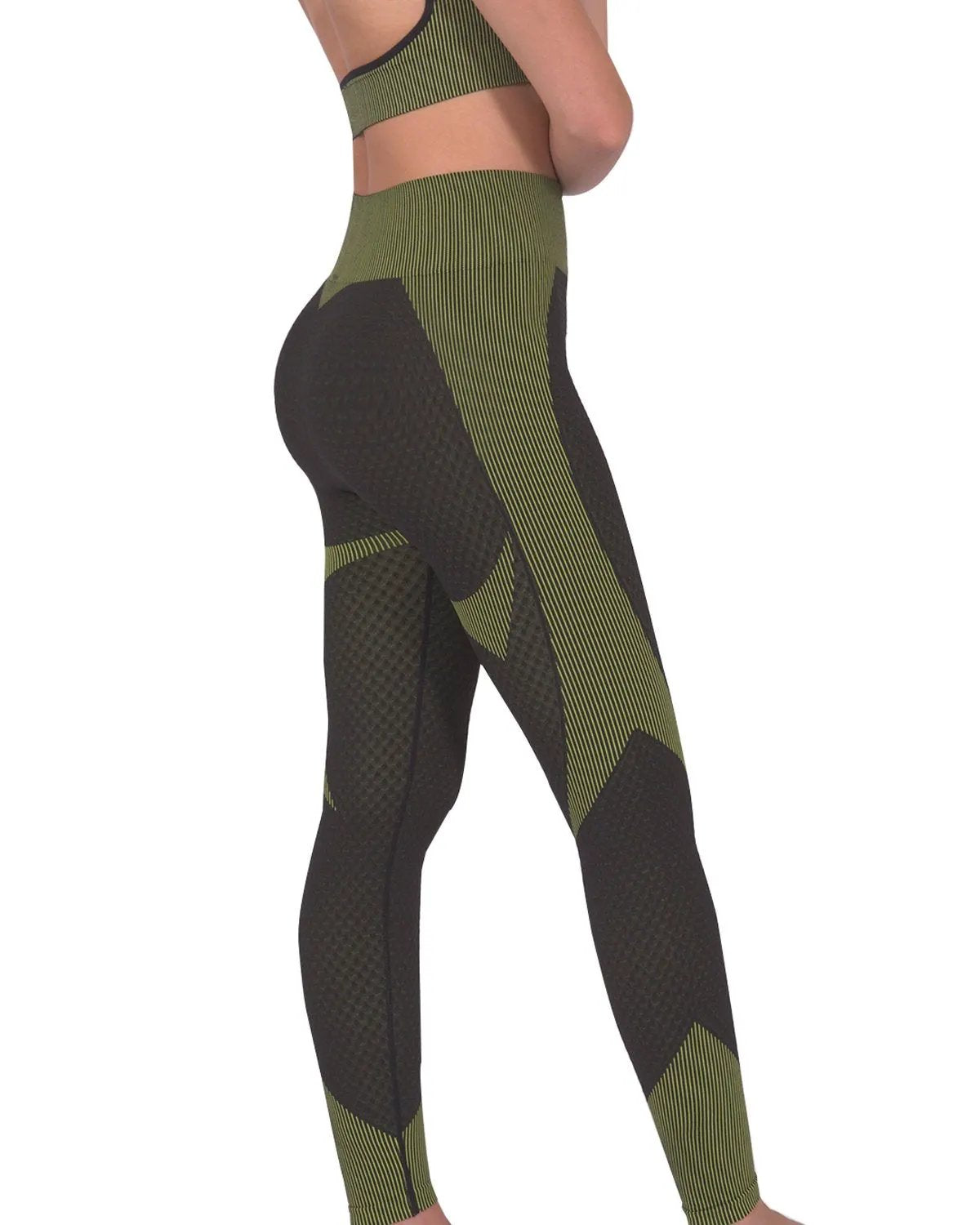 Trois Seamless Legging - Black With Green by Savoy Active