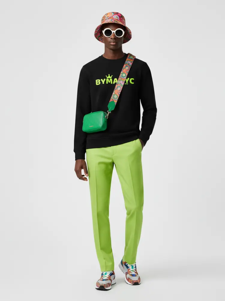 Unisex Organic Sweatshirt LOVE NYC – BYMANYC ® New York | Vegan Streetwear by BYMANYC ® New York