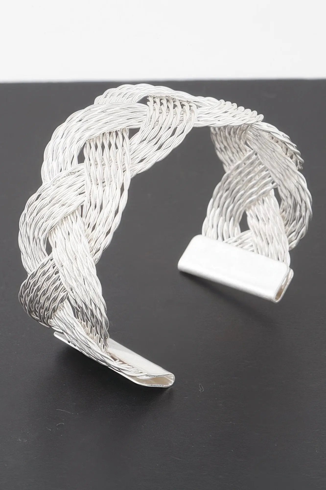 Women's Jewelry - Bracelet Trendy Grace The Flatiron BYMANYC ® New York by BYMANYC New York