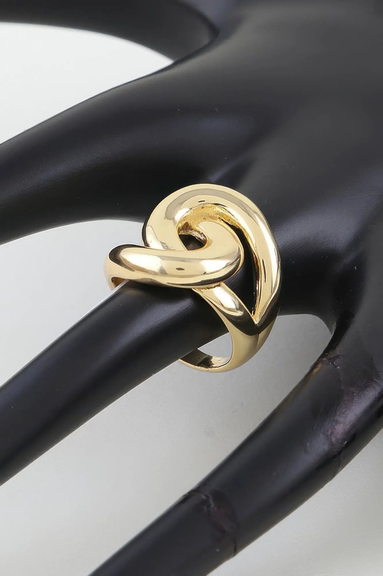 Women's Statement Ring Polished Interloop BYMANYC ® New York SLEEK GEOMETRIC TWIST BAND - New Collection by BYMANYC New York