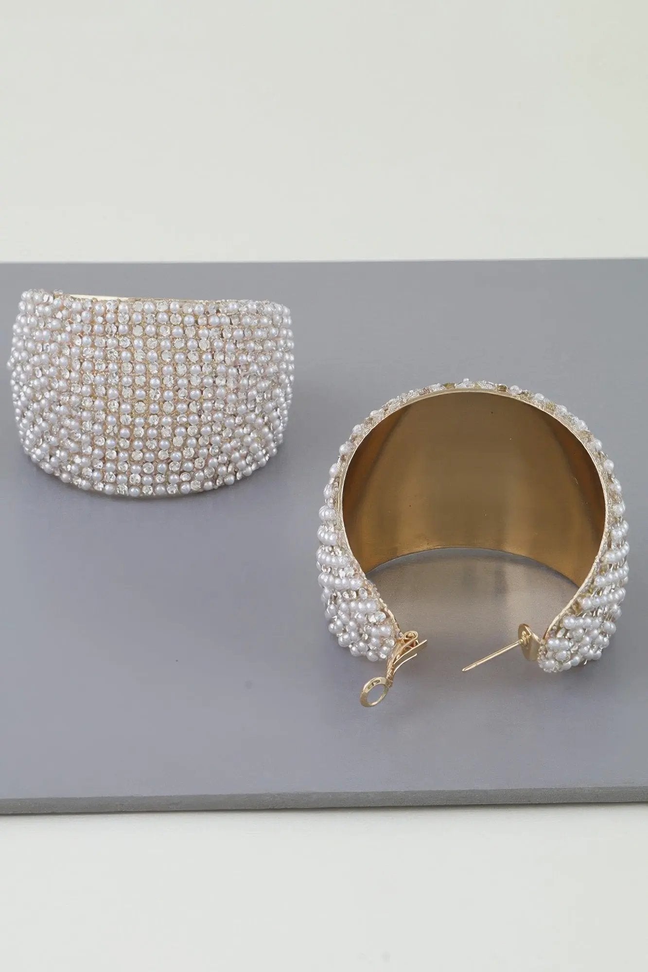 Women's Earrings Hoops Pearl BYMANYC ® New York HUDSON CRESCENT - New Collection by BYMANYC New York