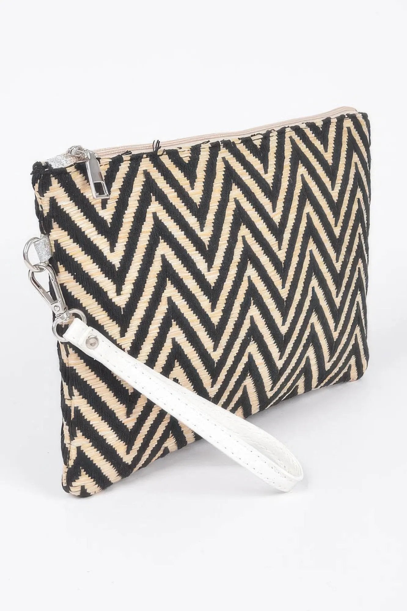 WOMEN'S BAG • new collection MONTAUK Pouch BYMANYC ® New York by BYMANYC ® New York