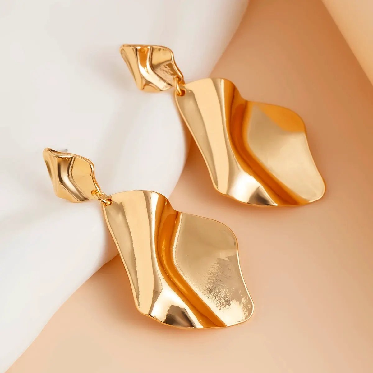 WOMEN'S EARRINGS Gold Color HUDSON - BYMANYC ® New York by BYMANYC ® New York