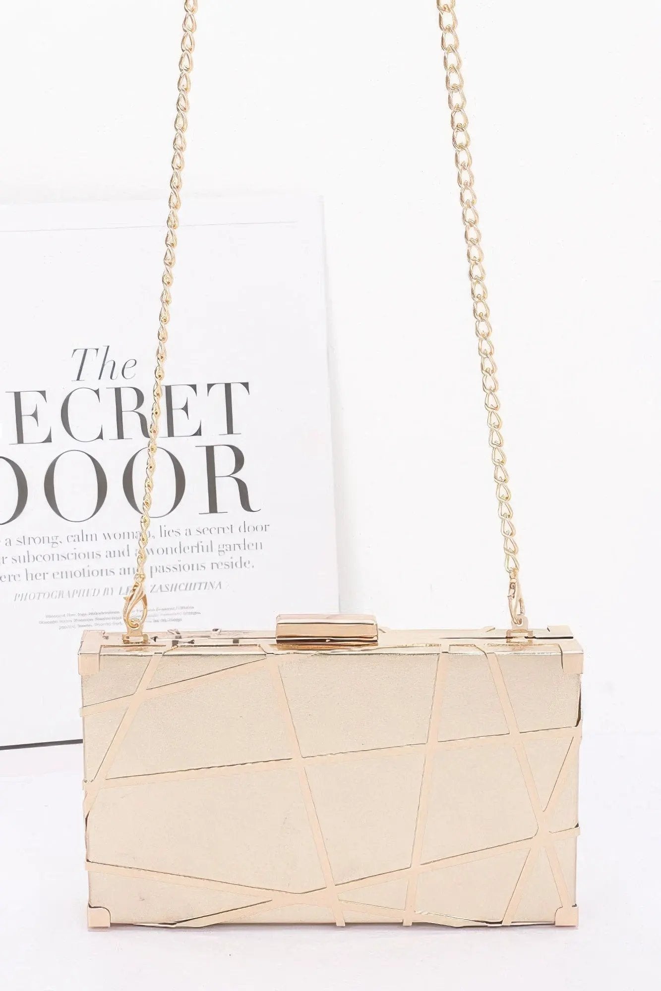 WOMEN'S METALLIC CLUTCH FIFTH AVENUE New Collection BYMANYC ® New York by BYMANYC ® New York