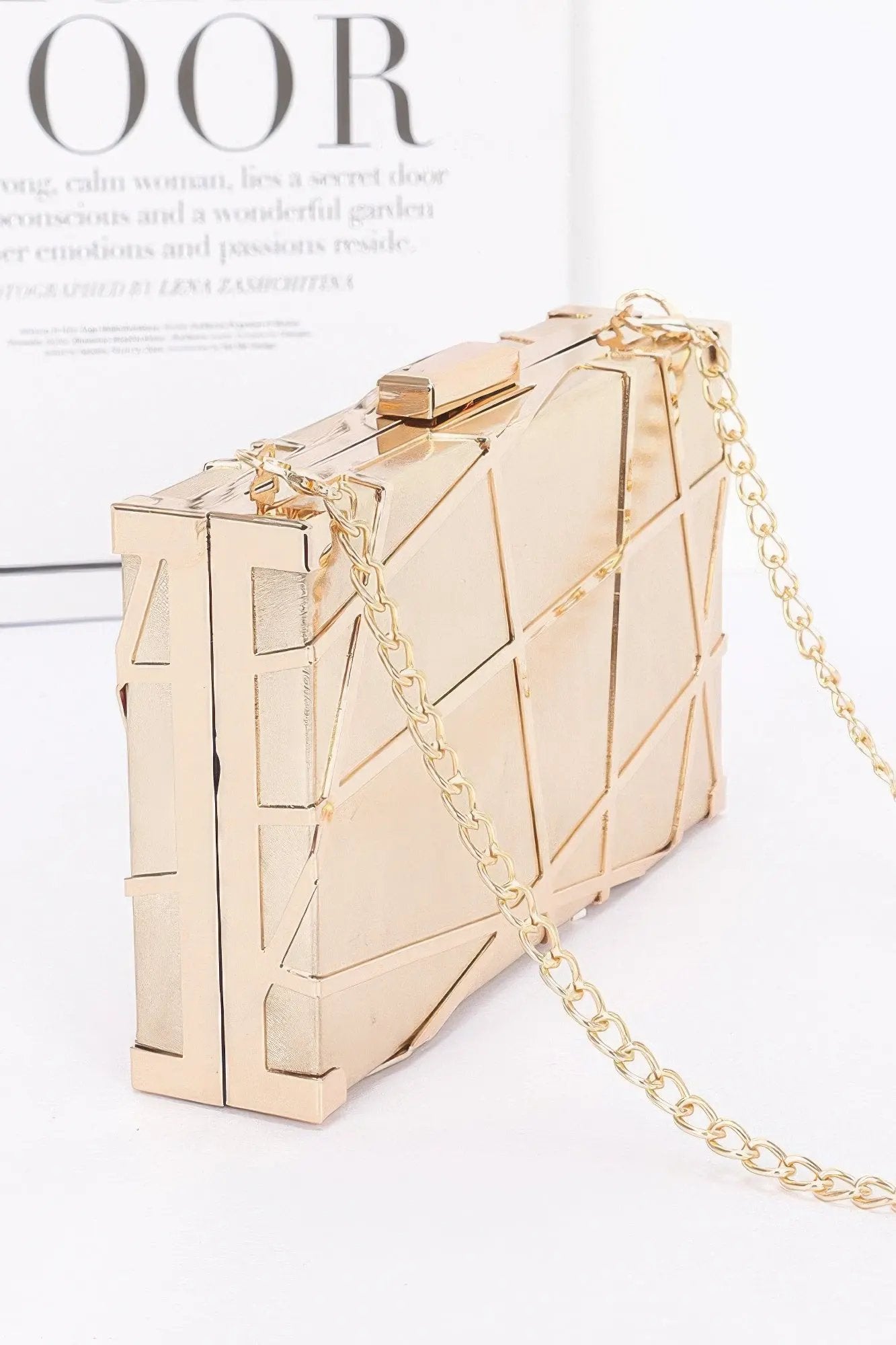 WOMEN'S METALLIC CLUTCH FIFTH AVENUE New Collection BYMANYC ® New York by BYMANYC ® New York