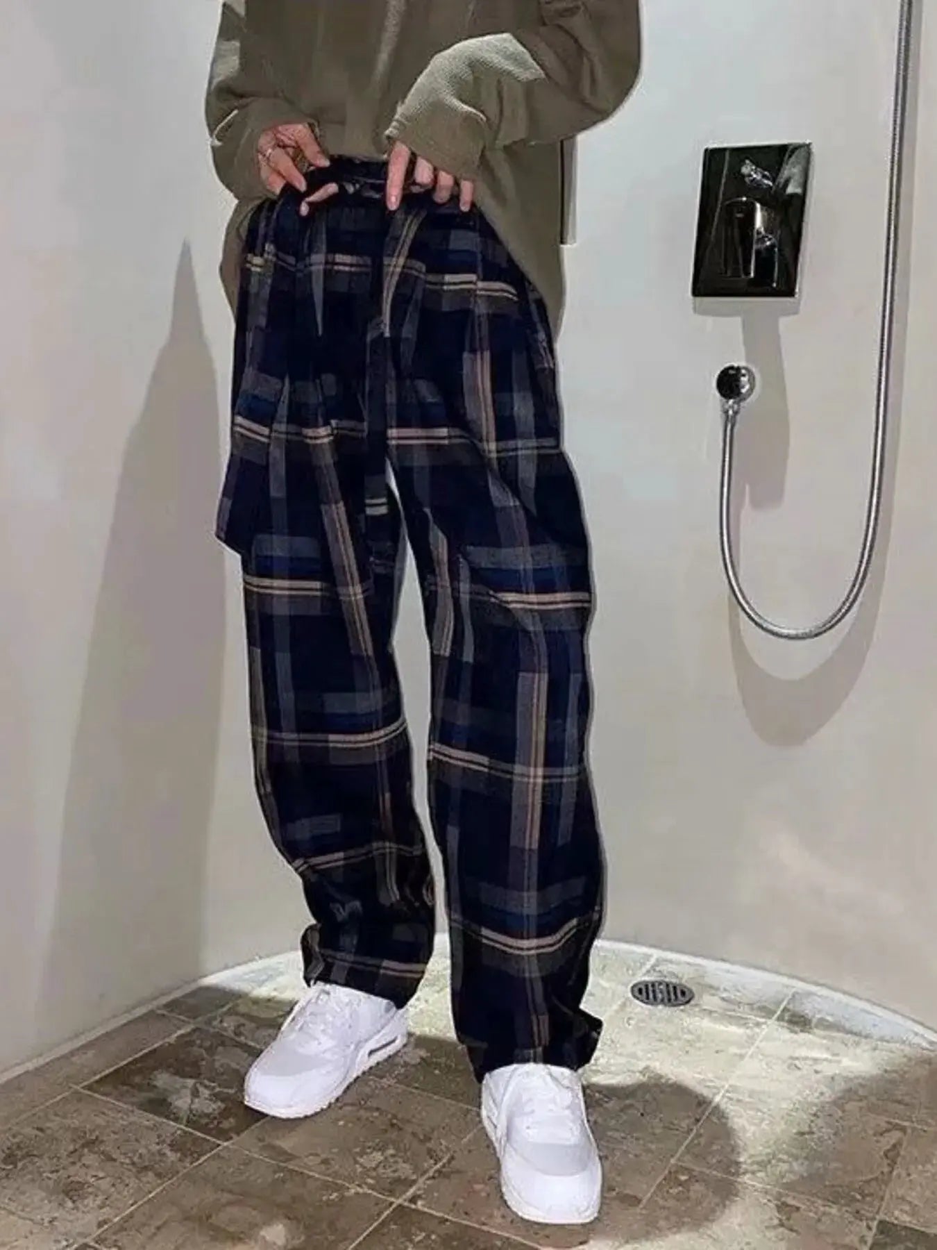Men's Plus Size Plaid Pattern Relaxed Fit Pants by Trendsi