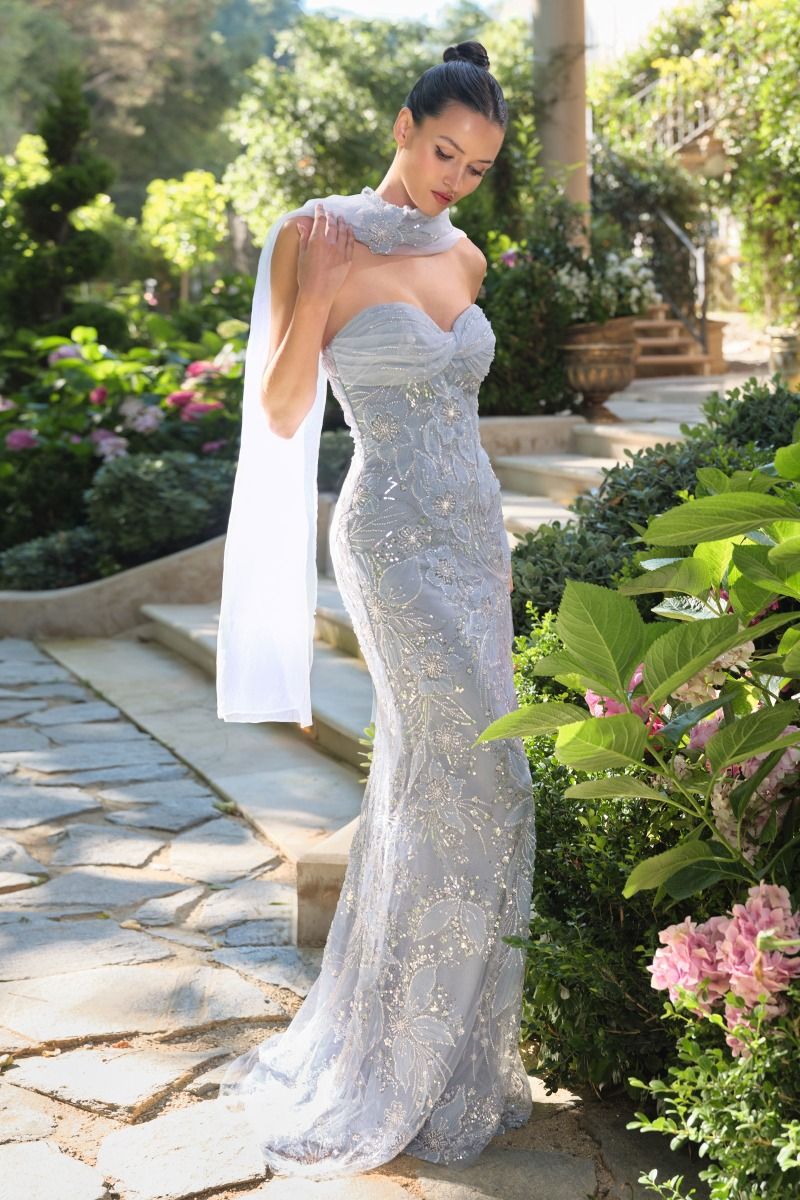 Strapless Sequin Embellished Fitted Dress-3