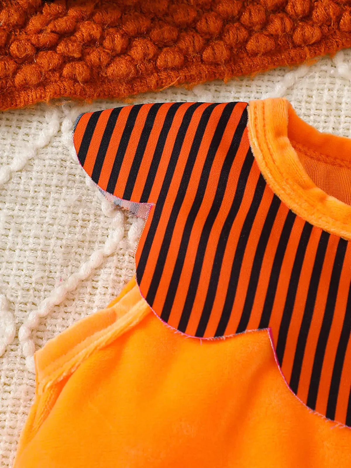 Children's Halloween Sleeveless Bodysuit and Hat Set by Trendsi