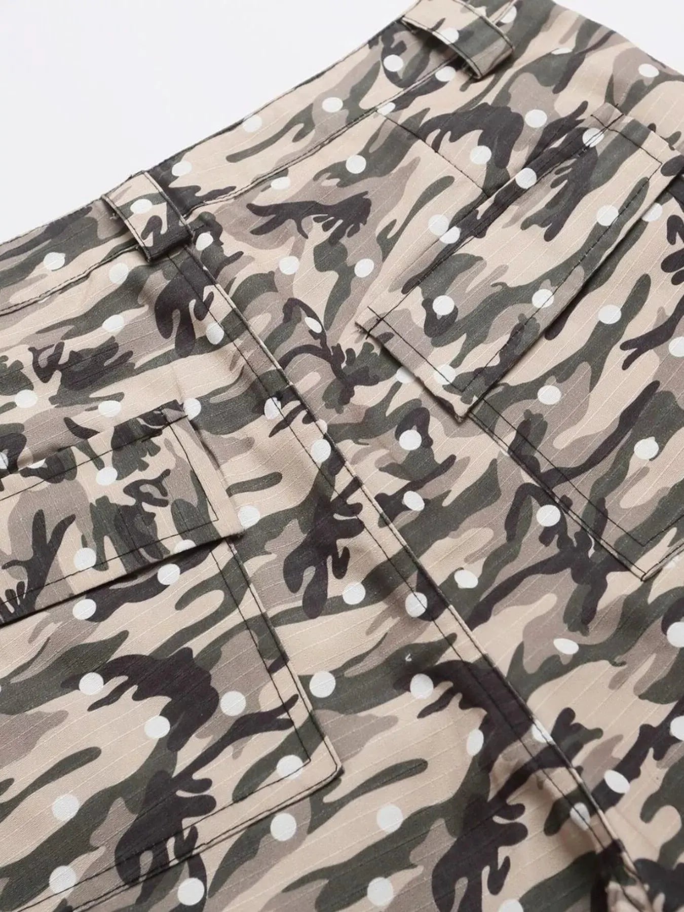 Men's Camouflage Cargo Capris by Trendsi