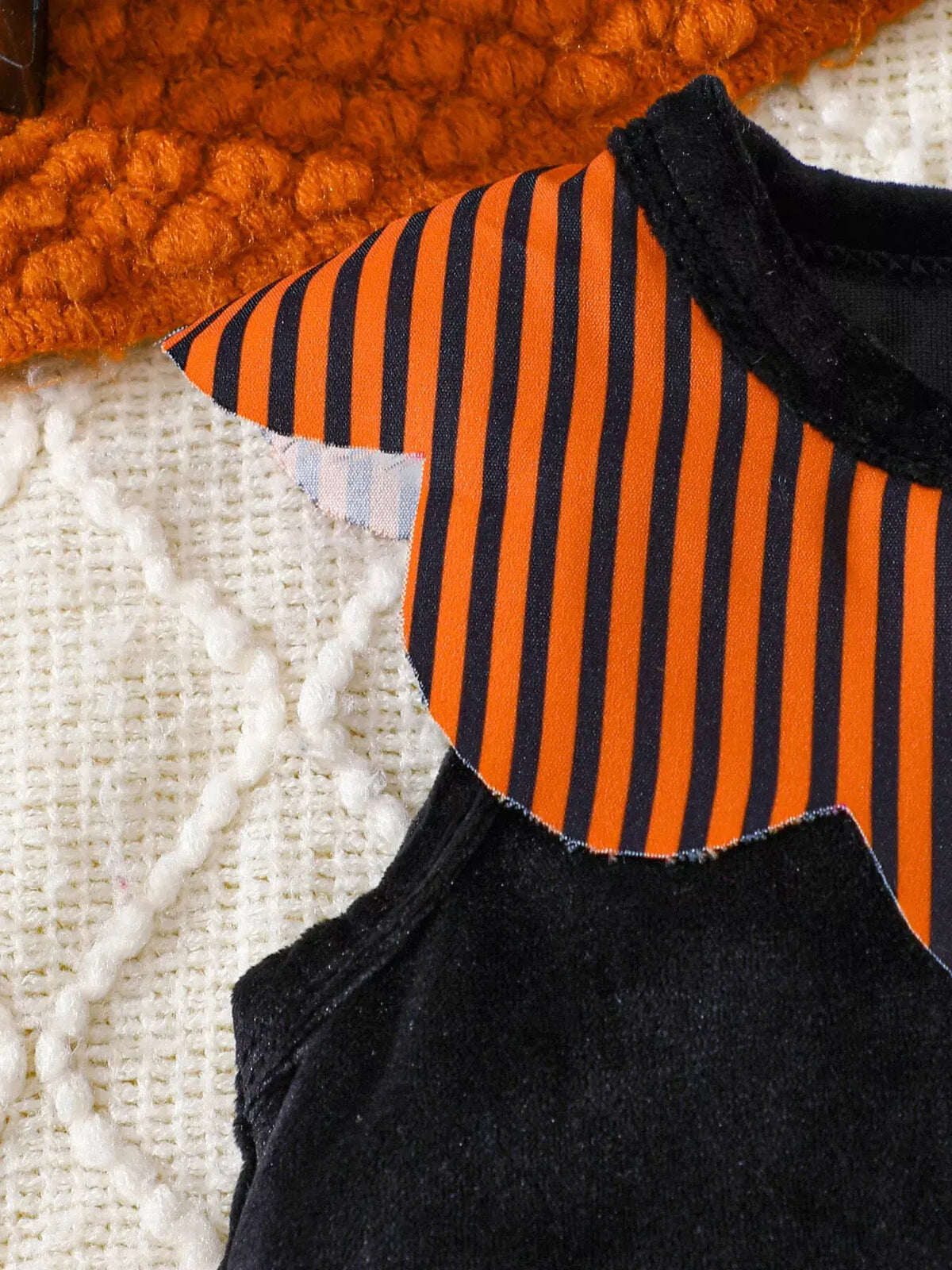 Children's Halloween Sleeveless Bodysuit and Hat Set by Trendsi