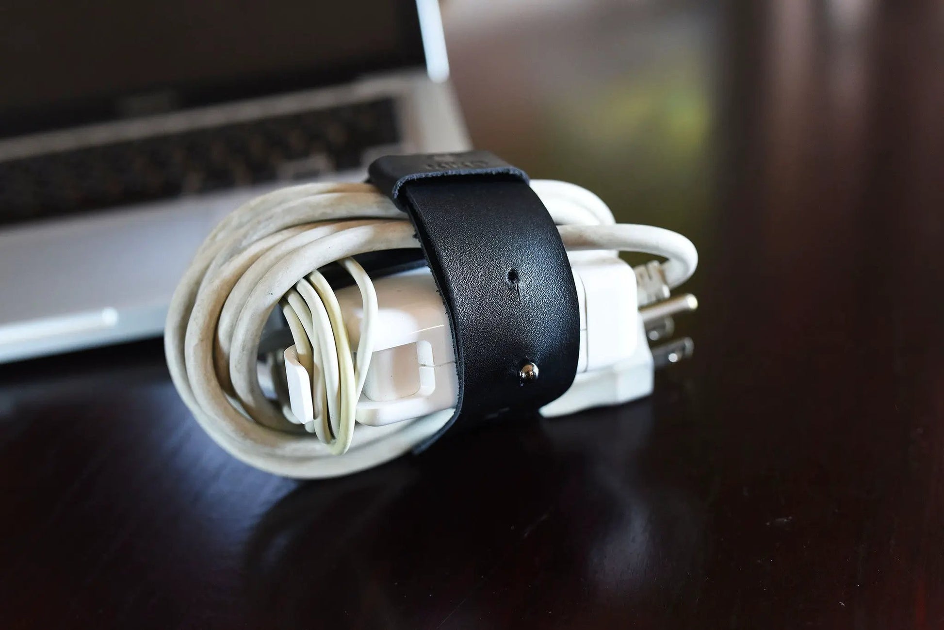 The Mac Cord Lord by Kiko