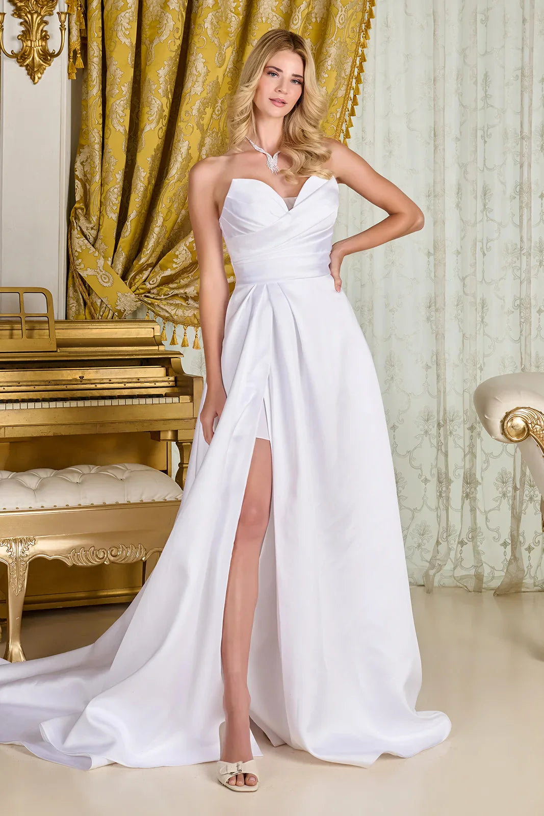 Wedding Dress With Clean Lines And Defined Structure, Strapless Bodice With V-Neck-0