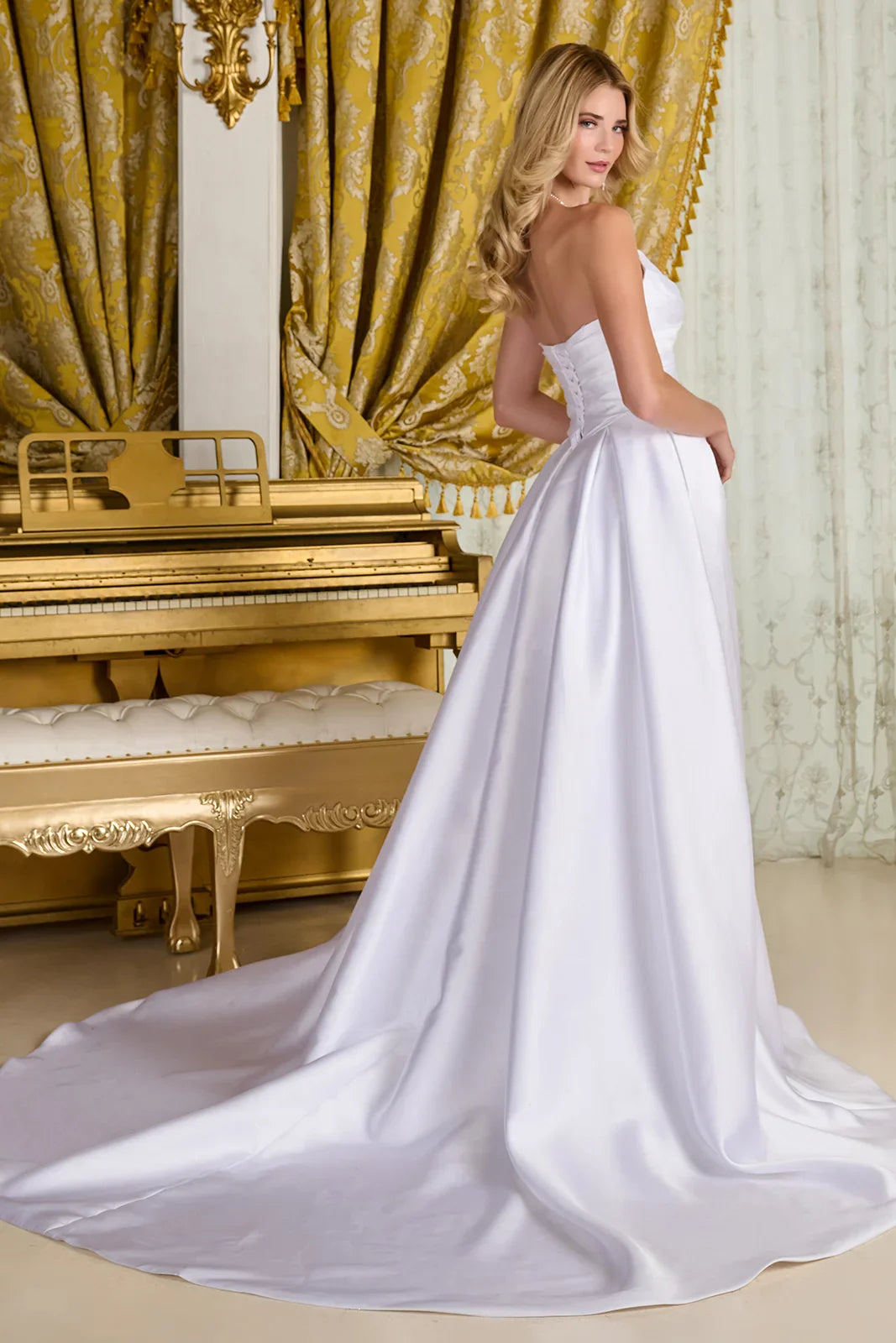 Wedding Dress With Clean Lines And Defined Structure, Strapless Bodice With V-Neck-1