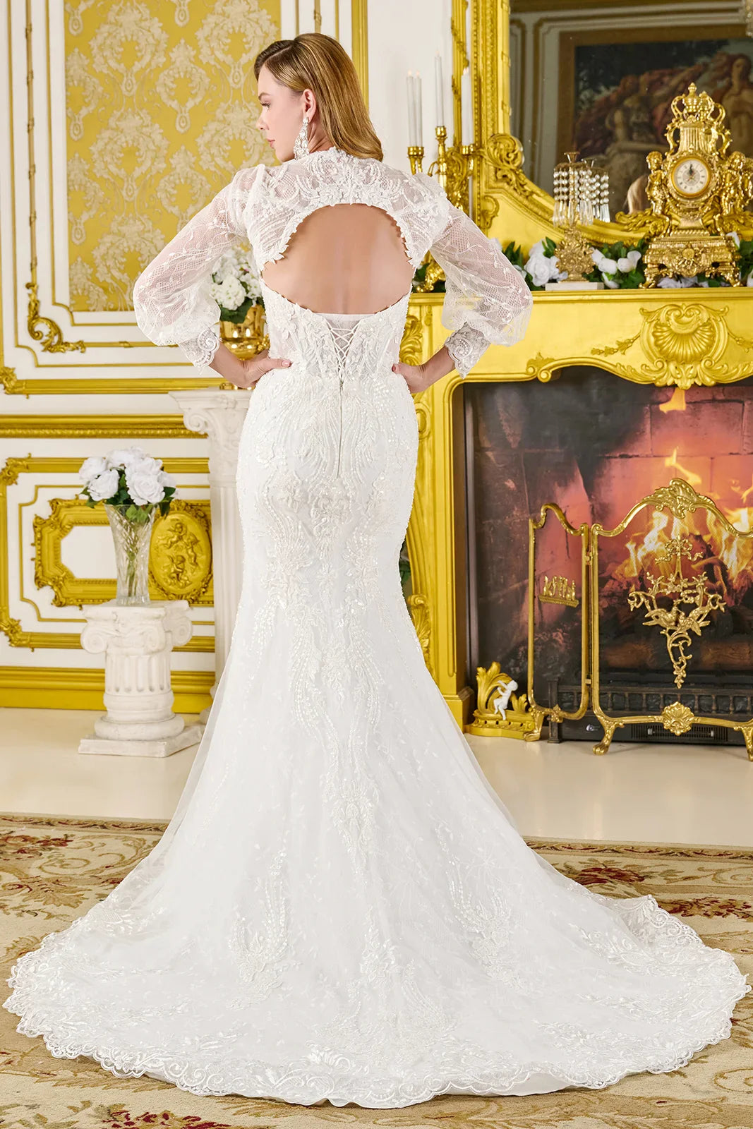 Trumpet Silhouette Wedding Gown Strapless, Sweetheart Neckline-1