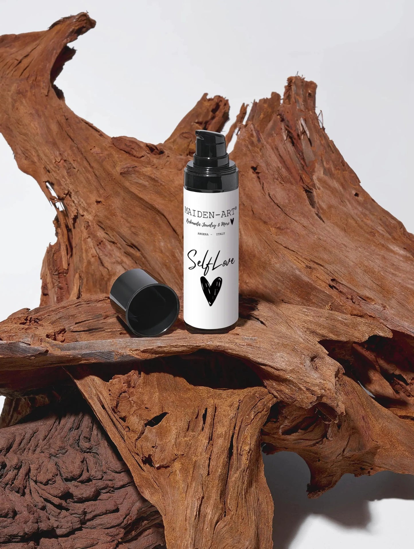 Radiant Glow - Luminous Foundation N.10 by Selfnamed