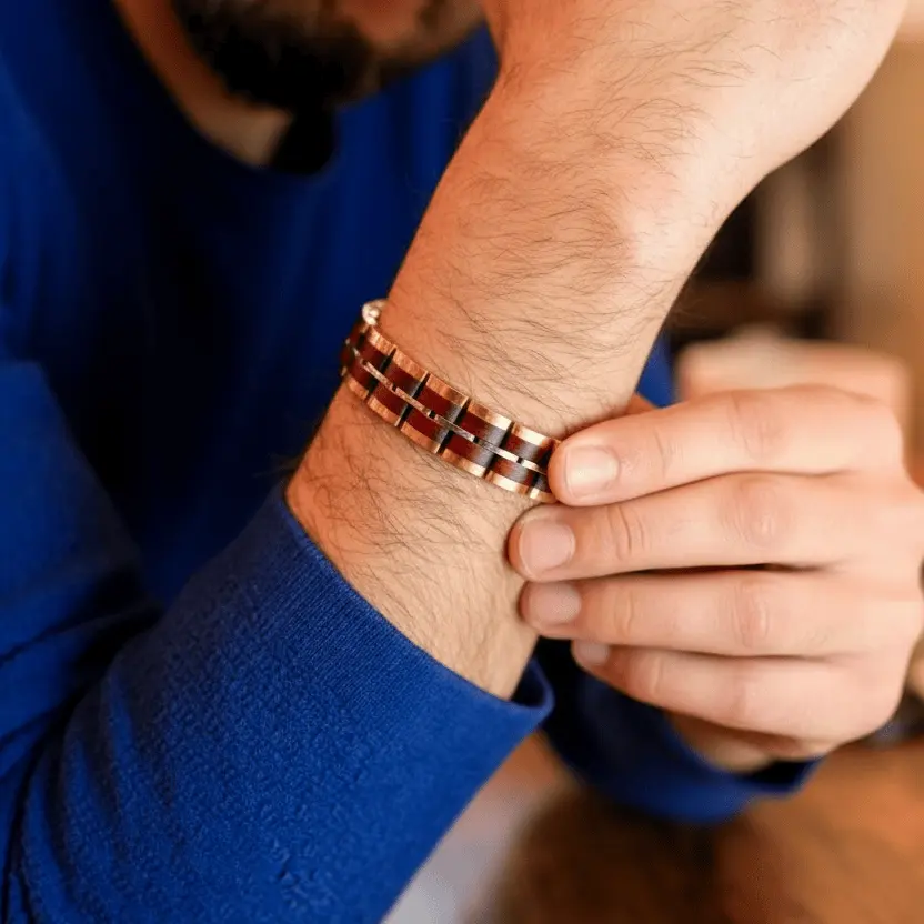 Bracelet Freyr Tri-Tone Stainless Steel & Red Sandalwood by LA MODA ME